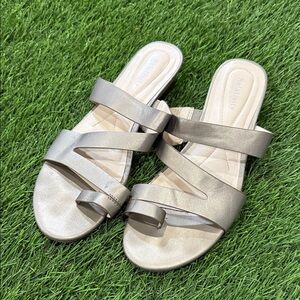 Women’s Relativity Sandals